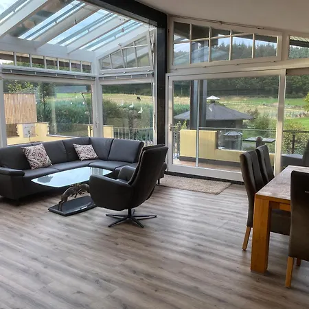 Traum Im Gruenen Mit Schwimmbad, Sauna & 1200qm Garten Holiday home